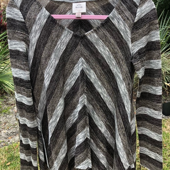 NWT Knox Rose size XS long sleeve loose bottom - Picture 2 of 4